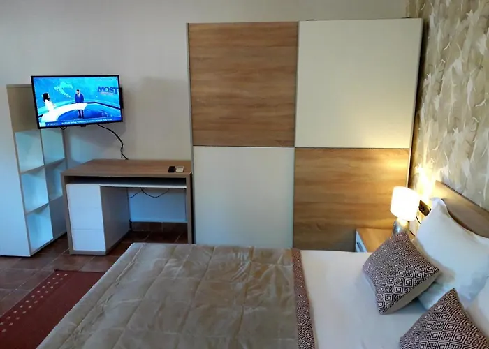 Ana And Vesna Appartement Pula