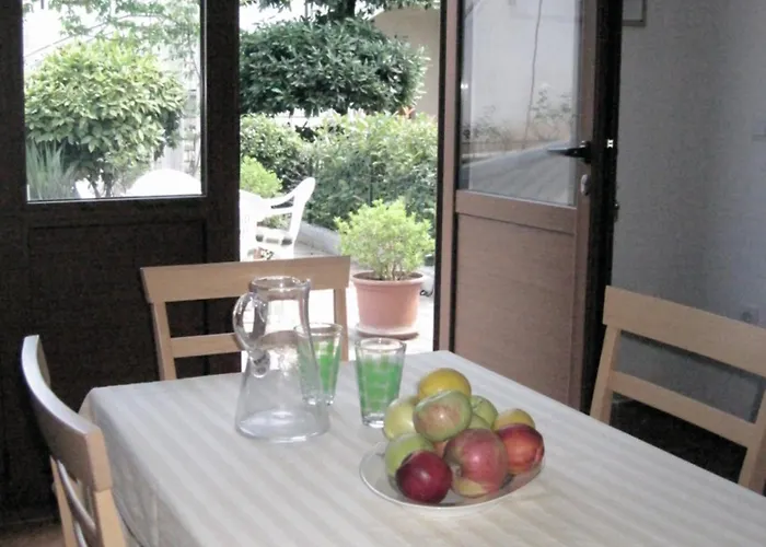 Ana And Vesna Appartement *